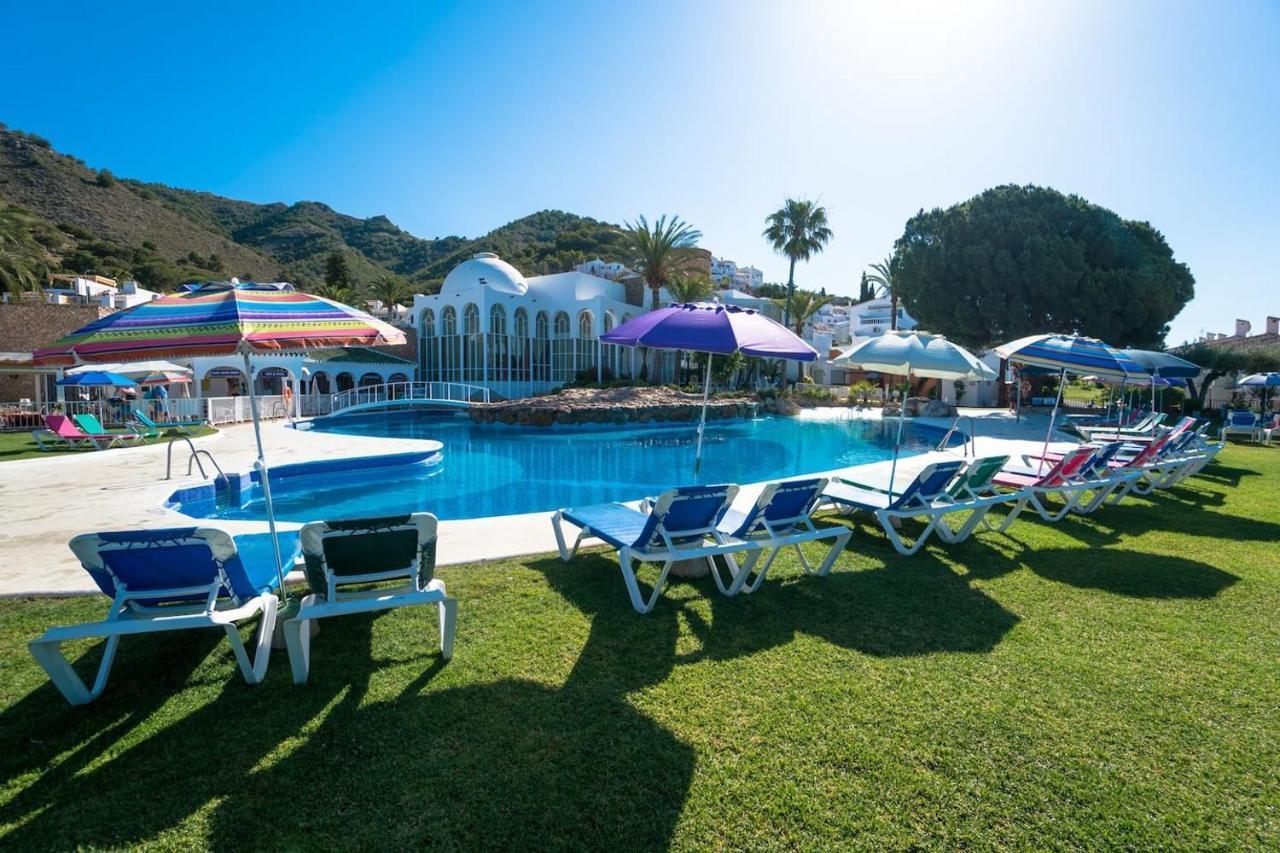 Hotel El Capistrano Nerja Esterno foto